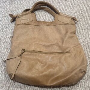 Elegant Tan Leather Tote Bag